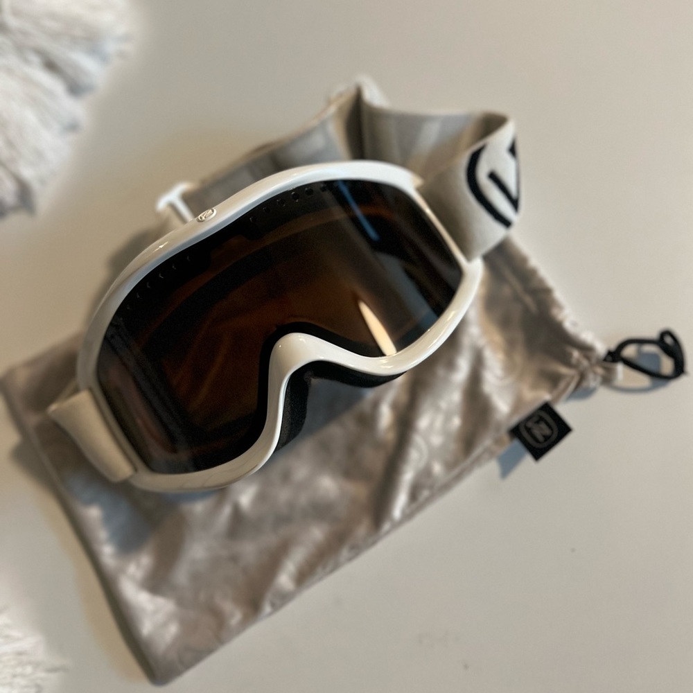 Von Zipper Ski/Snowboarding Goggles